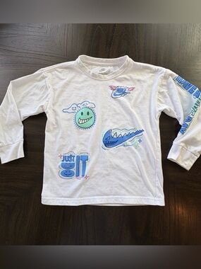 Nike Youth Medium 6 Long Sleeve Just Do It Graphic Shirt